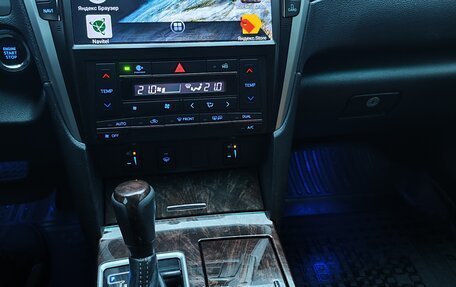 Toyota Camry, 2017 год, 2 000 000 рублей, 6 фотография