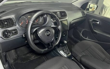 Volkswagen Polo VI (EU Market), 2015 год, 870 000 рублей, 6 фотография