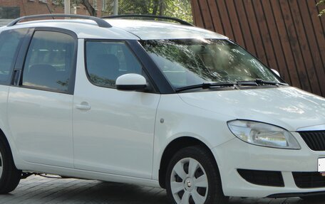 Skoda Roomster, 2014 год, 650 000 рублей, 3 фотография