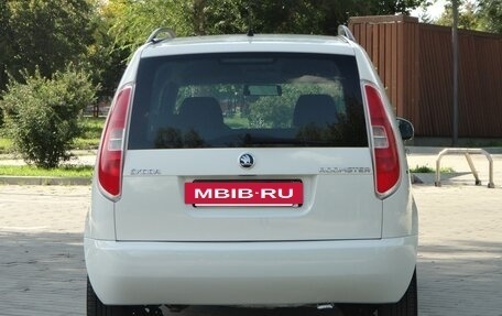 Skoda Roomster, 2014 год, 650 000 рублей, 6 фотография