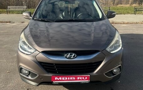 Hyundai ix35 I рестайлинг, 2013 год, 1 350 000 рублей, 2 фотография