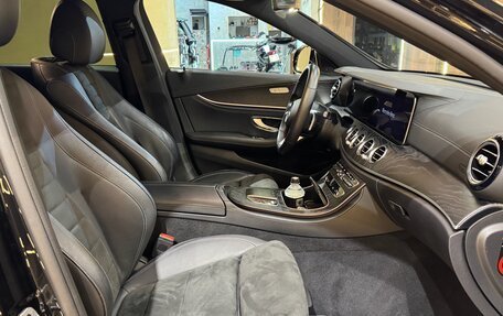 Mercedes-Benz E-Класс, 2020 год, 4 400 000 рублей, 8 фотография