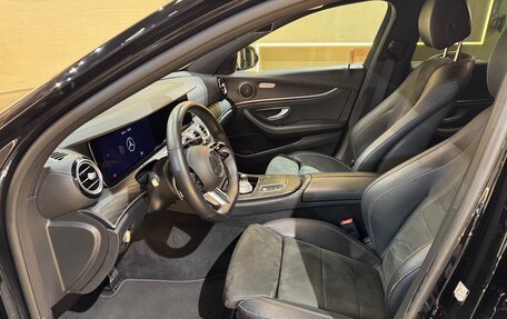 Mercedes-Benz E-Класс, 2020 год, 4 400 000 рублей, 19 фотография