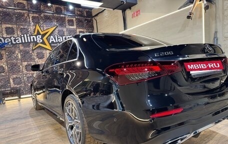 Mercedes-Benz E-Класс, 2020 год, 4 400 000 рублей, 28 фотография