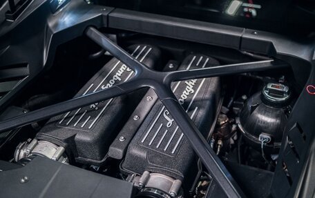 Lamborghini Huracán, 2020 год, 24 000 000 рублей, 4 фотография