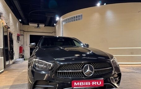 Mercedes-Benz E-Класс, 2020 год, 4 400 000 рублей, 22 фотография