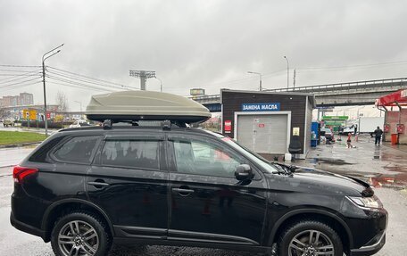 Mitsubishi Outlander III рестайлинг 3, 2021 год, 2 500 000 рублей, 4 фотография