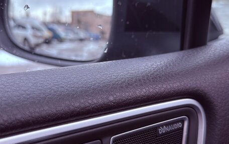 Volkswagen Touareg III, 2011 год, 1 700 000 рублей, 13 фотография