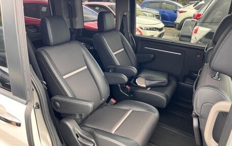 Honda Stepwgn IV, 2017 год, 1 700 000 рублей, 22 фотография