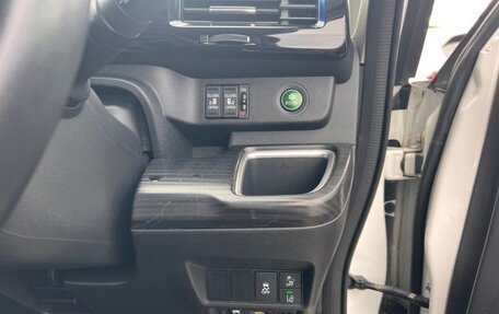 Honda Stepwgn IV, 2017 год, 1 700 000 рублей, 30 фотография