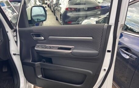 Honda Stepwgn IV, 2017 год, 1 700 000 рублей, 35 фотография