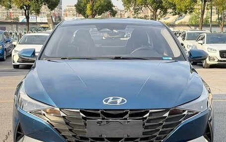 Hyundai Elantra, 2022 год, 1 590 000 рублей, 3 фотография