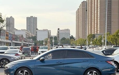 Hyundai Elantra, 2022 год, 1 590 000 рублей, 5 фотография