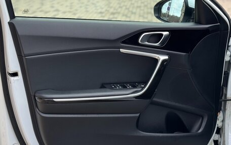 KIA cee'd III, 2019 год, 1 840 000 рублей, 17 фотография