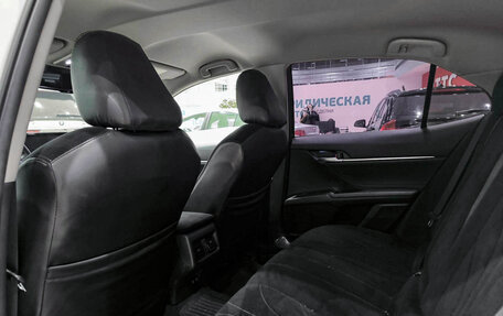 Toyota Camry, 2021 год, 3 150 000 рублей, 15 фотография