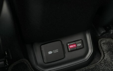 Toyota Highlander, 2025 год, 5 790 000 рублей, 29 фотография