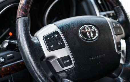 Toyota Land Cruiser 200, 2012 год, 4 200 000 рублей, 21 фотография