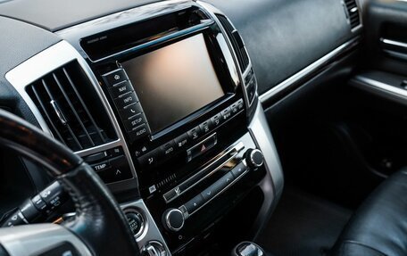 Toyota Land Cruiser 200, 2012 год, 4 200 000 рублей, 24 фотография