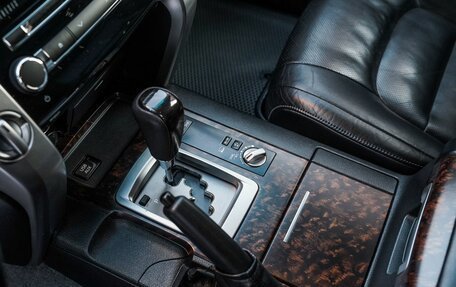 Toyota Land Cruiser 200, 2012 год, 4 200 000 рублей, 28 фотография