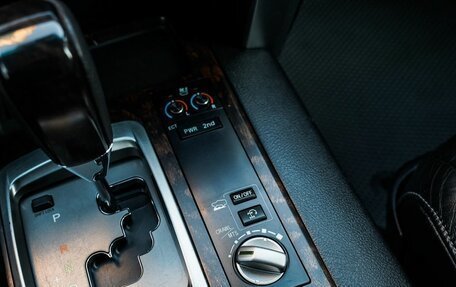 Toyota Land Cruiser 200, 2012 год, 4 200 000 рублей, 31 фотография