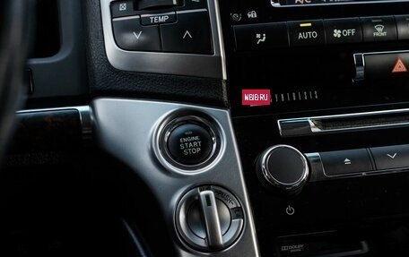 Toyota Land Cruiser 200, 2012 год, 4 200 000 рублей, 27 фотография