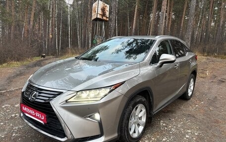 Lexus RX IV рестайлинг, 2017 год, 3 550 000 рублей, 3 фотография