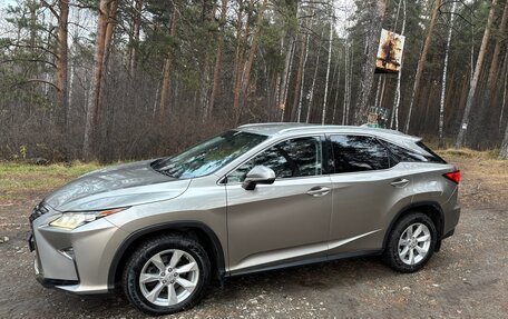 Lexus RX IV рестайлинг, 2017 год, 3 550 000 рублей, 4 фотография