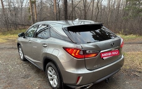 Lexus RX IV рестайлинг, 2017 год, 3 550 000 рублей, 5 фотография