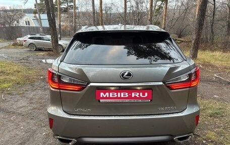 Lexus RX IV рестайлинг, 2017 год, 3 550 000 рублей, 6 фотография