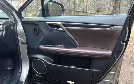 Lexus RX IV рестайлинг, 2017 год, 3 550 000 рублей, 10 фотография