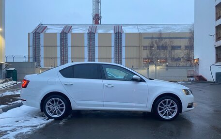 Skoda Octavia, 2017 год, 1 790 000 рублей, 3 фотография