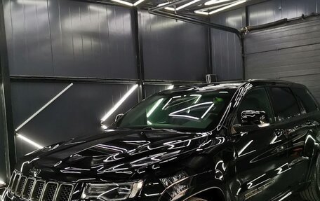 Jeep Grand Cherokee, 2018 год, 7 000 000 рублей, 26 фотография