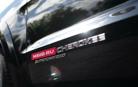 Jeep Grand Cherokee, 2018 год, 7 000 000 рублей, 21 фотография