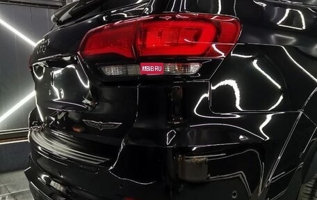 Jeep Grand Cherokee, 2018 год, 7 000 000 рублей, 32 фотография