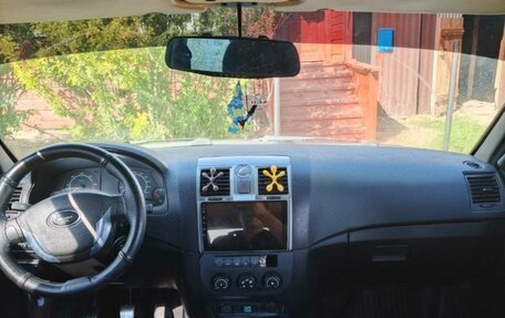 ЛуАЗ Patriot, 2012 год, 399 000 рублей, 8 фотография