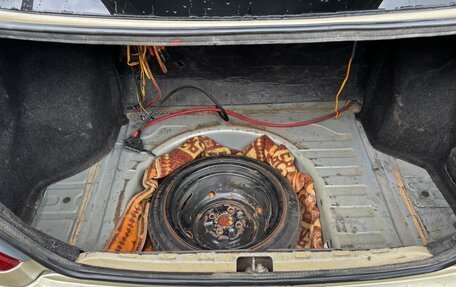 Toyota Platz, 2000 год, 350 000 рублей, 23 фотография