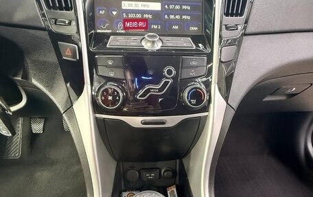 Hyundai Sonata VI, 2010 год, 1 450 000 рублей, 12 фотография