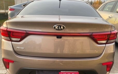 KIA Rio IV, 2018 год, 1 210 000 рублей, 2 фотография