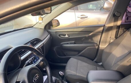 KIA Rio IV, 2018 год, 1 210 000 рублей, 7 фотография