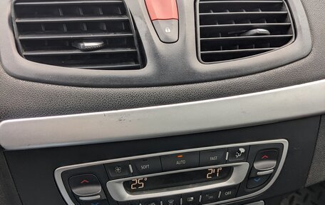 Renault Fluence I, 2010 год, 350 000 рублей, 11 фотография