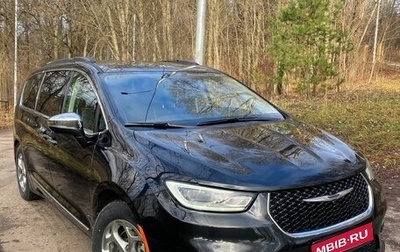 Chrysler Pacifica (RU), 2022 год, 5 900 000 рублей, 1 фотография