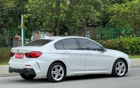 BMW 1 серия, 2022 год, 2 200 000 рублей, 6 фотография