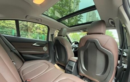 BMW 1 серия, 2022 год, 2 200 000 рублей, 15 фотография