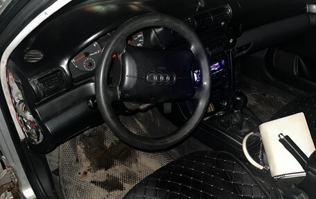 Audi A4, 1995 год, 310 000 рублей, 11 фотография