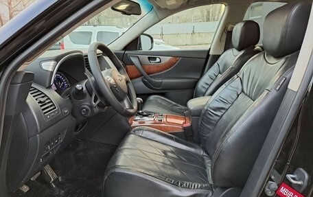 Infiniti QX70, 2015 год, 1 818 000 рублей, 16 фотография