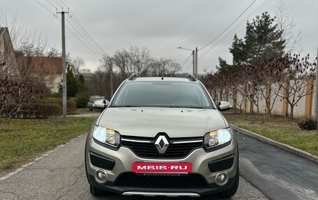 Renault Sandero II рестайлинг, 2017 год, 990 000 рублей, 2 фотография