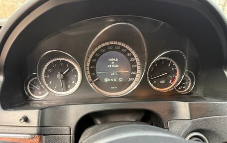 Mercedes-Benz E-Класс, 2009 год, 1 259 000 рублей, 10 фотография