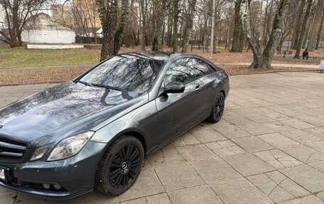 Mercedes-Benz E-Класс, 2009 год, 1 259 000 рублей, 2 фотография