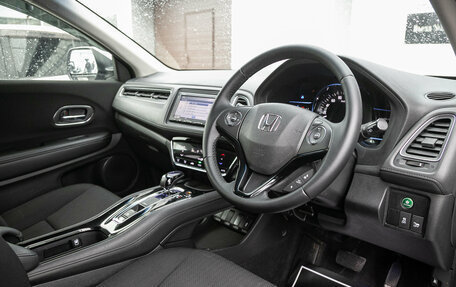 Honda Vezel, 2015 год, 1 343 000 рублей, 12 фотография