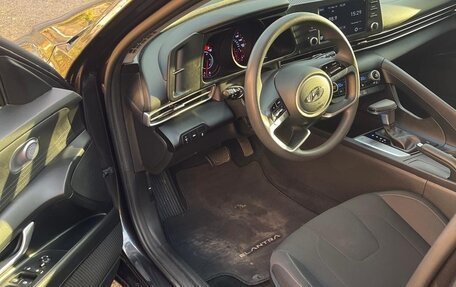 Hyundai Elantra, 2021 год, 1 880 000 рублей, 11 фотография